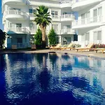 Belka Golf Luxury Poolside Appartamento Belek