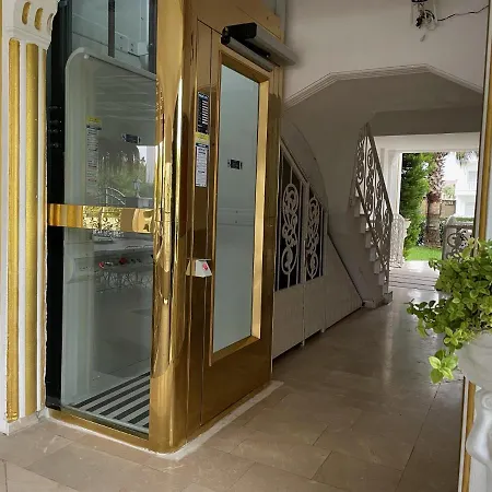 Belka Golf Luxury Poolside Apartment