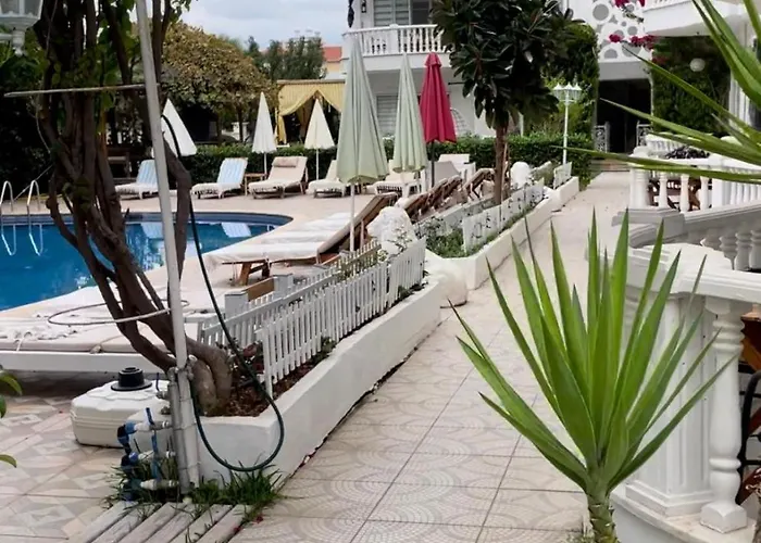 Belka Golf Luxury Poolside *