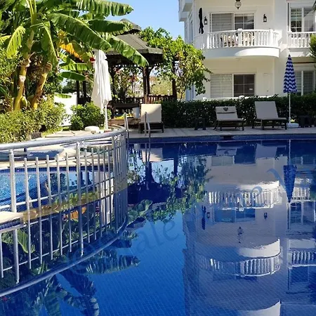 Belka Golf Luxury Poolside بيليك